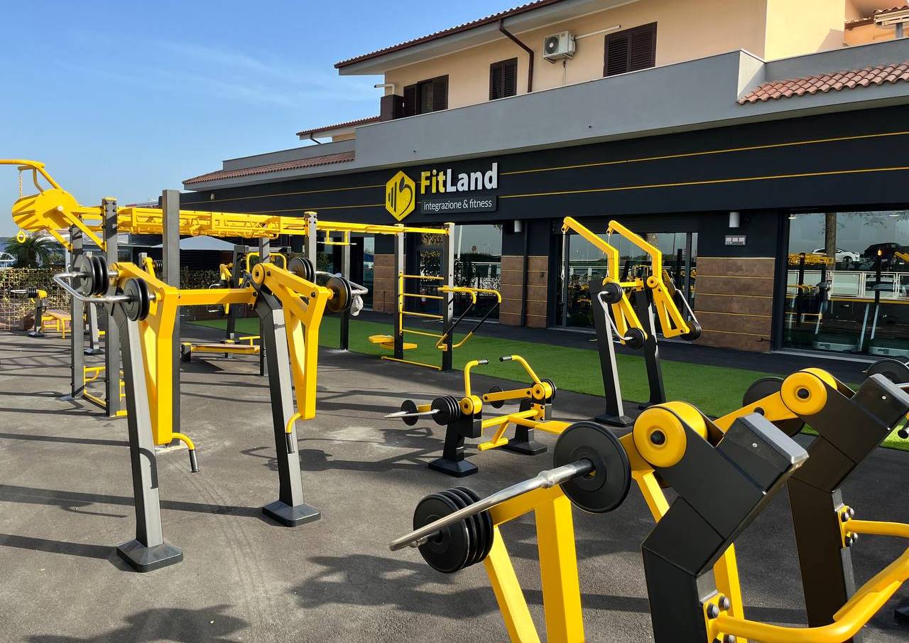 EasyDigitalAgency ha curato la comunicazione di Fitland palestra a Fiumicino